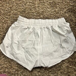 Lululemon Hotty Hot Shorts 6